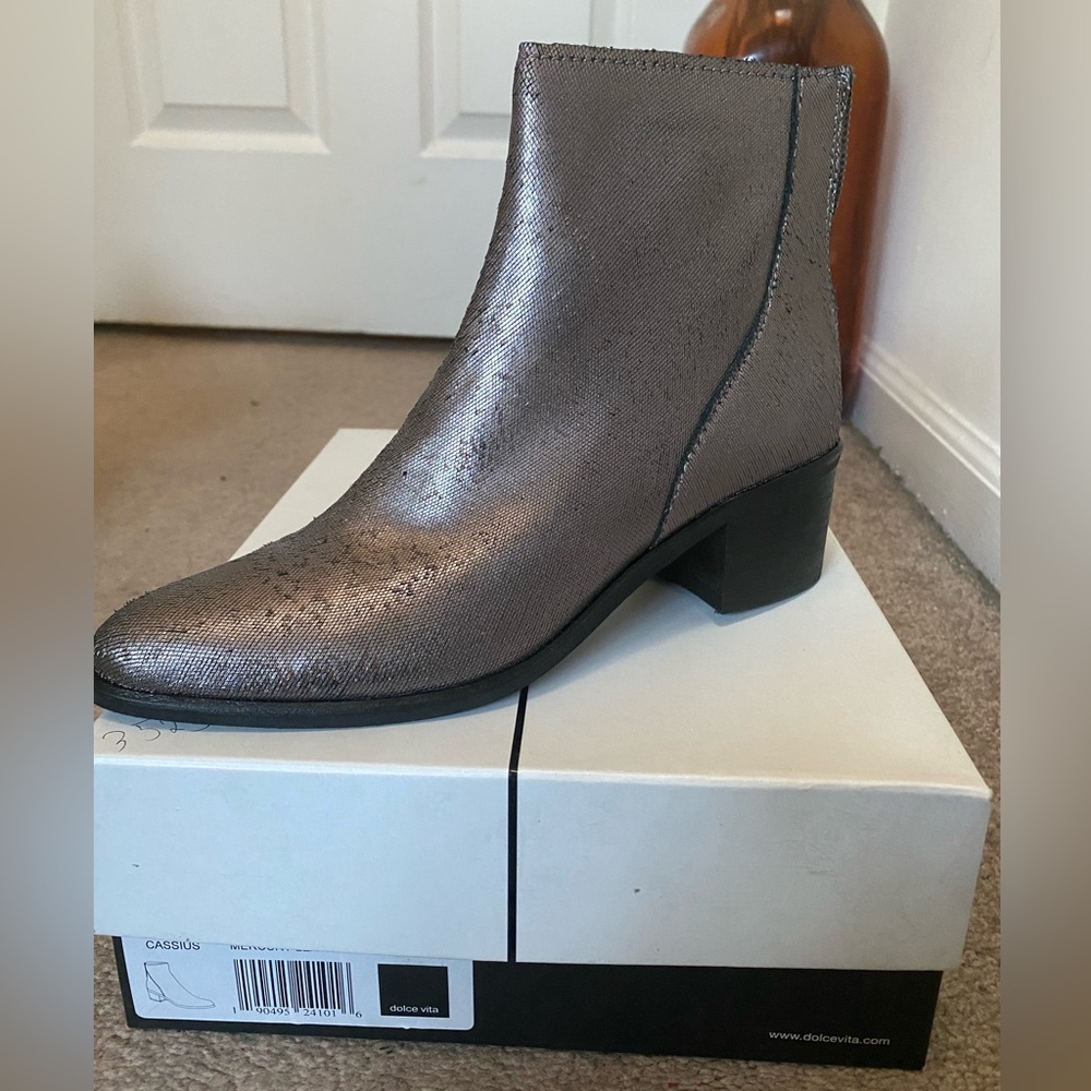 Dolce Vita Women Booties - GREAT FOR THE HOLIDAYS!!!